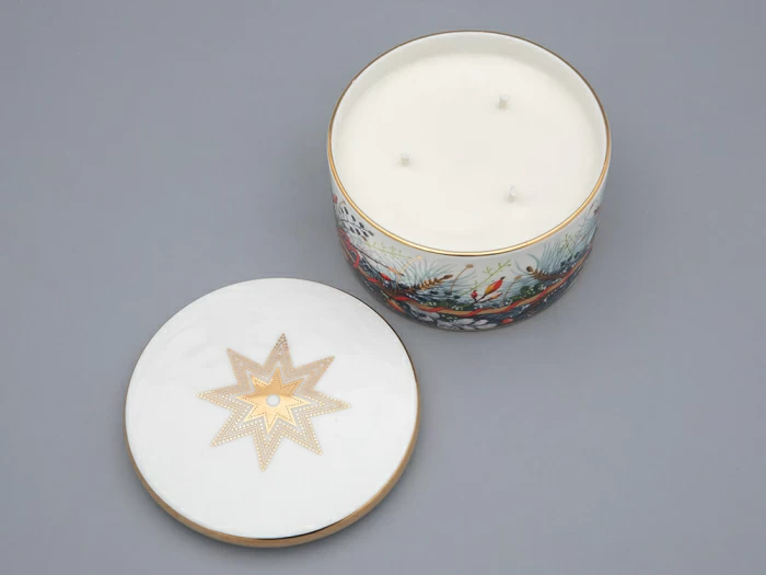 Свеча ароматическая в подарочной упаковке, форма Идиллия рисунок Календа аромат Зимний лес, арт. 81.33153.00.1, 