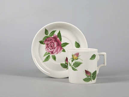 Сервиз чайный форма Гербовая рисунок Розариум 6 персон 14 предметов арт. 81.32001.00.1