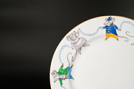 Тарелка Новогодняя фантазия. Вальс снежинок, на форме Европейская, арт 60.13277.00.1