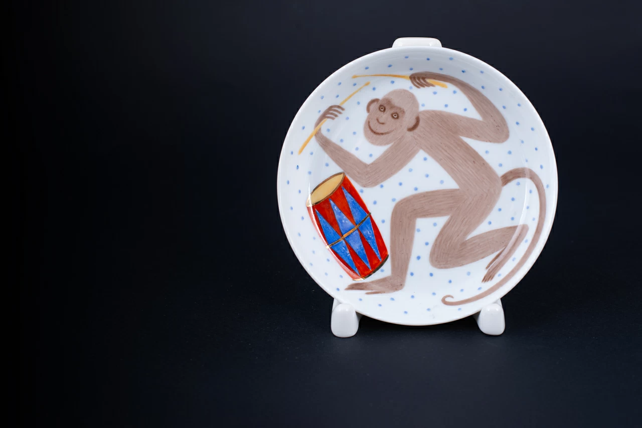 Тарелка декоративная Снежный джаз, на форме Европейская, арт 60.09098.00.1, 