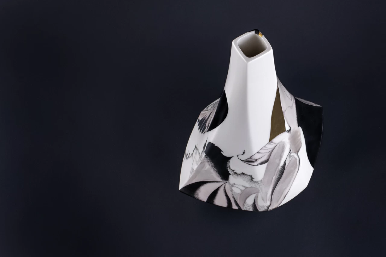 Ваза Slaid на форме Вектор, арт 60.01878.00.1, 