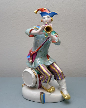 Скульптура Скоморох с дудкой Скоморох с дудкой арт. 62.01618.00.5 Скульптура Скоморох с дудкой Скоморох с дудкой арт. 62.01618.00.5