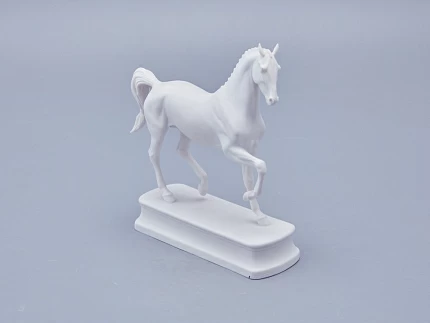 Скульптура в подарочной упаковке, форма Конь Липицциан, рисунок Белый арт. 81.18630.00.1