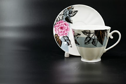 Блюдце Серая Роза на форме Ветерок, арт 60.00214.00.1