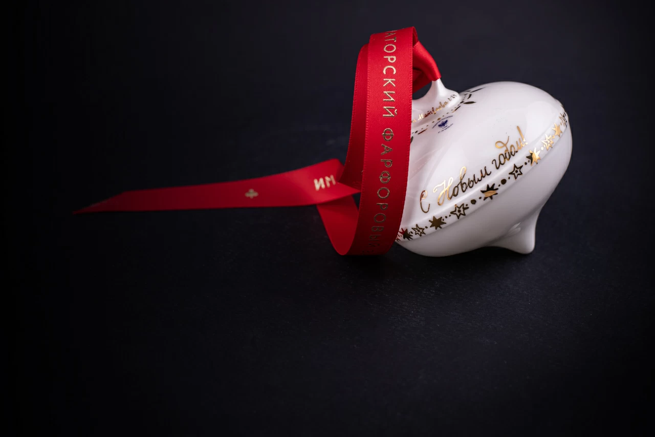 Елочная игрушка Луковица, рисунок Золотой бант, арт 60.21179.00.1, 