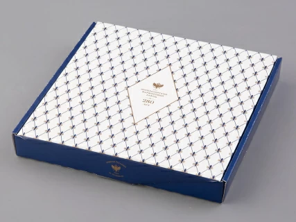 Тарелка декоративная 195 мм в подарочной упаковке, форма Эллипс, рисунок Золотая скарапея, артикул 81.33552.00.1, 