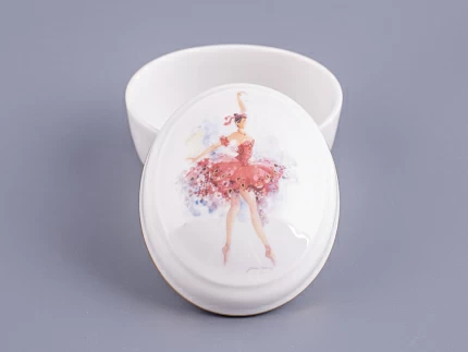 Туалетная коробочка форма Овальная рисунок Фея смелости арт. 80.86398.00.1 Туалетная коробочка форма Овальная рисунок Фея смелости арт. 80.86398.00.1