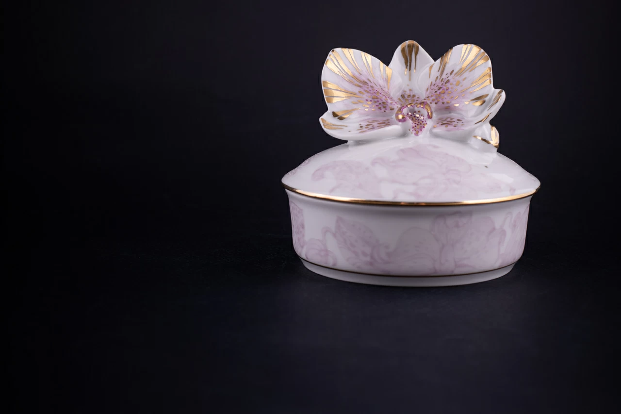 Шкатулка Тигровая орхидея, форма Круглая Орхидея, арт 60.21770.00.1, 