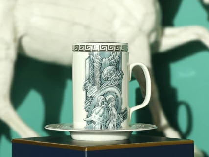 Подарочный набор Бокал с блюдцем и крышкой форма Топ рисунок Слава Веков платина, арт. 81.33063.00.1, 