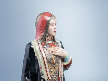 Скульптура Народности России малого размера, Башкирка, арт 82.99369.00.1, 