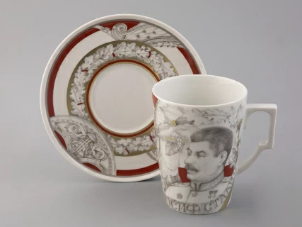 Бокал с блюдцем в подарочной упаковке, форма Гранд, рисунок Маршалы Победы. Иосиф Сталин, арт. 81.33241.00.1, 