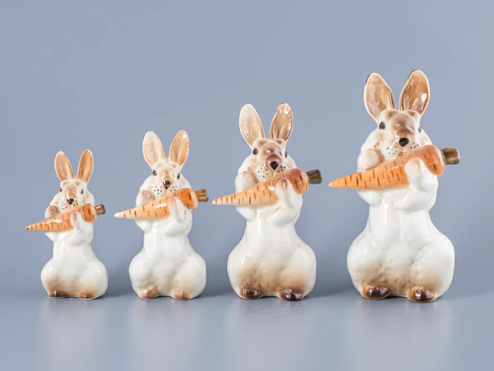 Скульптура Заяц с морковкой № 2 арт. 82.01963.00.1, 