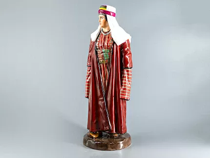 Скульптура Народности России Курдская женщина арт. 82.69850.00.1