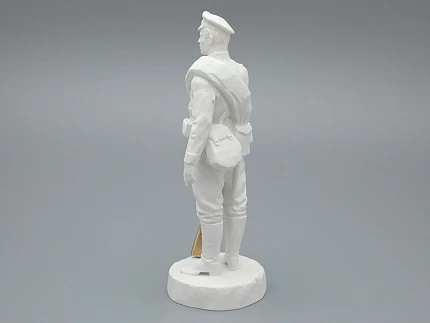 Скульптура Рядовой армейского полка эпохи Николая II, в подарочной упаковке, рисунок Белый бисквит, арт 81.33424.00.1