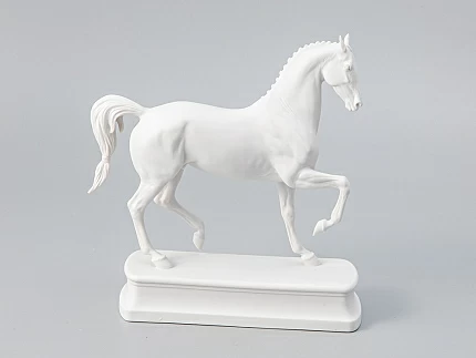 Скульптура Конь Липицциан в подарочной упаковке, рисунок Белый арт. 81.18630.00.1 Скульптура Конь Липицциан в подарочной упаковке, рисунок Белый арт. 81.18630.00.1