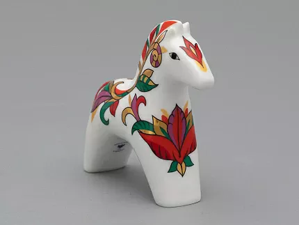 Скульптура форма Лошадь рисунок Красная арт 82.04520.00.1