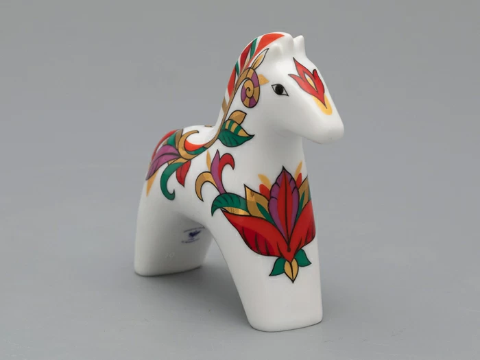 Скульптура форма Лошадь рисунок Красная арт 82.04520.00.1, 