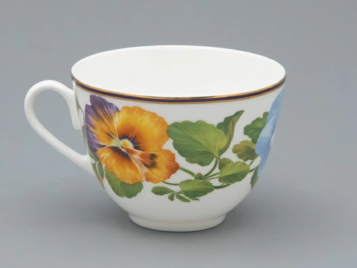 Чашка с блюдцем чайная форма Весенняя 2 рисунок Виола 2, арт. 81.34139.00.1, 