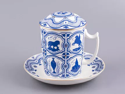 Бокал с блюдцем и с крышкой 380 мл форма Снежное утро рисунок Сувенир арт. 81.14830.00.1