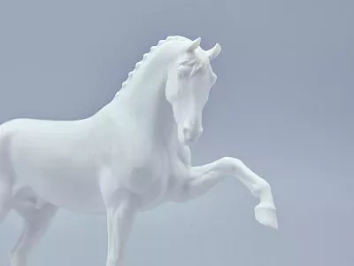 Скульптура в подарочной упаковке, форма Конь Ганноверский, рисунок Белый арт. 81.23029.00.1