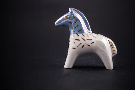 Скульптура на форме Лошадь, Ментоловый лед, арт 62.21210.00.1