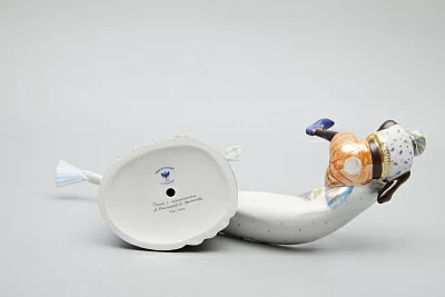 Скульптура Дама с арапчонком Петровская Ассамблея арт. 82.51222.00.1