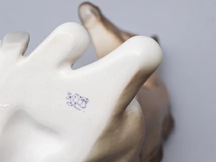 Скульптура Жеребенок лежащий (гнедой) арт. 82.01030.00.1