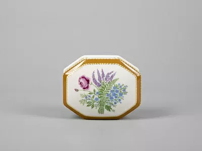 Туалетная коробочка форма Граненая рисунок Люпины арт. 80.59240.00.1