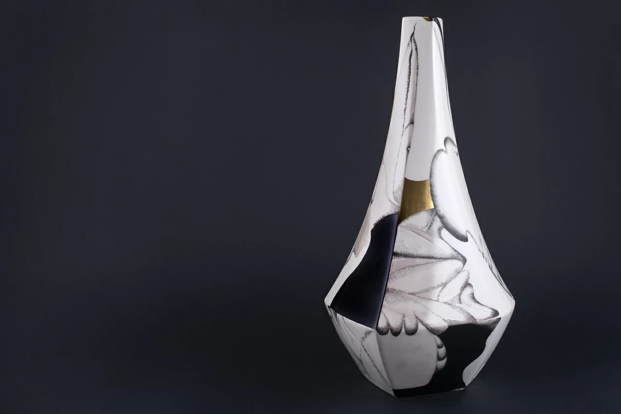 Ваза Slaid на форме Вектор, арт 60.01878.00.1, 