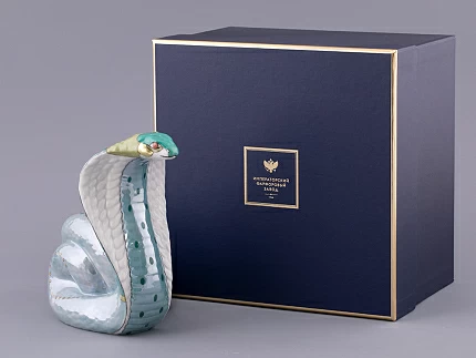 Скульптура форма Кобра, большой размер, в подарочной упаковке, рисунок Хризопраз, арт. 81.32812.00.1 Скульптура форма Кобра, большой размер, в подарочной упаковке, рисунок Хризопраз, арт. 81.32812.00.1