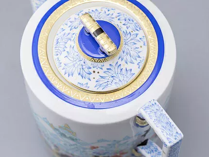 Сервиз чайный форма Гербовая рисунок Зимние забавы, 4 персоны 10 предметов арт. 81.20899.00.1