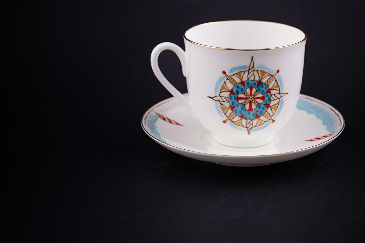 Чашка с блюдцем кофейная, форма Ландыш, рисунок Снежинка, арт 61.21042.00.1, 