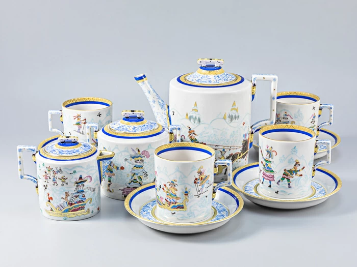 Сервиз чайный форма Гербовая рисунок Зимние забавы, 4 персон 11 предметов, арт. 81.14057.01.1, 