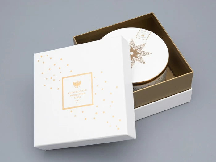 Свеча ароматическая в подарочной упаковке, форма Идиллия рисунок Календа аромат Зимний лес, арт. 81.33153.00.1, 