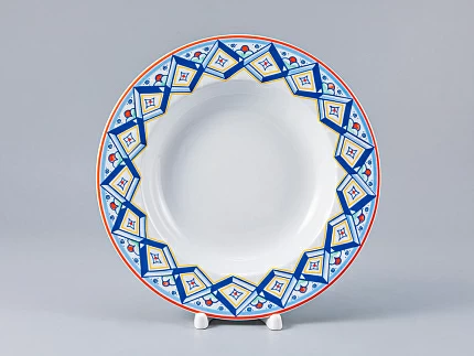 Тарелка форма Европейская 225 мм рисунок Высоцкая. Rosso, арт. 80.37143.00.1 Тарелка форма Европейская 225 мм рисунок Высоцкая. Rosso, арт. 80.37143.00.1