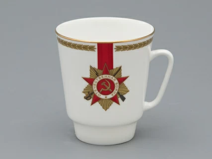 Чашка с блюдцем кофейная, форма Майская, рисунок 80 лет Победы, арт 81.34115.00.1,  Чашка с блюдцем кофейная, форма Майская, рисунок 80 лет Победы, арт 81.34115.00.1,