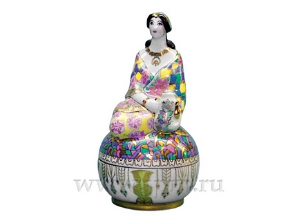 Туалетная коробочка Дама в яркой шали арт. 80.05003.00.1 Туалетная коробочка Дама в яркой шали арт. 80.05003.00.1