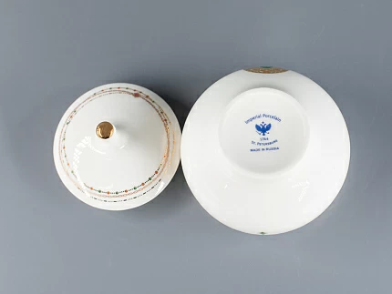 Сахарница форма Яблочко, рисунок Золотой медальон 250 мл арт. 80.65392.00.1 Сахарница форма Яблочко, рисунок Золотой медальон 250 мл арт. 80.65392.00.1