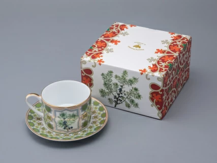 Чашка с блюдцем 250 мл в подарочной упаковке форма Соло рисунок Можжевельник ароматный, арт. 81.33953.00.1, 
