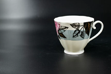 Чашка чайная Серая Роза на форме Гвоздика, арт 60.00213.00.1