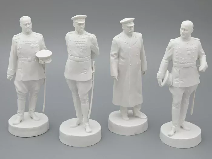 Скульптура Генералиссимус Сталин И.В., в подарочной упаковке, Белый бисквит, арт. 81.33452.00.1, 