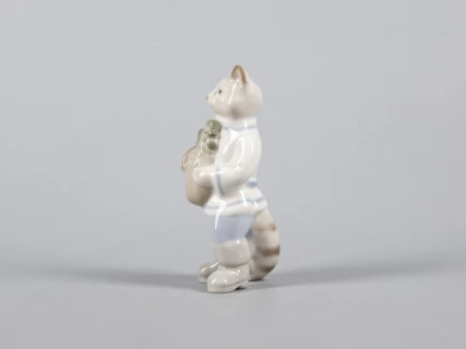 Скульптура  Кот с петушком Друзья арт. 82.43057.00.1, 