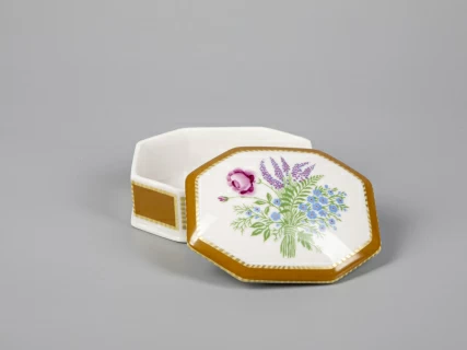 Туалетная коробочка форма Граненая рисунок Люпины арт. 80.59240.00.1, 