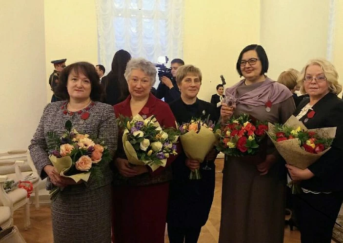 Живописцы «ИФЗ» награждены государственными наградами.