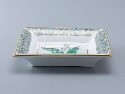 Подставка для мелочей в подарочной упаковке, форма Квадратная, рисунок Ландыш Майский, арт 81.34213.00.1 Подставка для мелочей в подарочной упаковке, форма Квадратная, рисунок Ландыш Майский, арт 81.34213.00.1