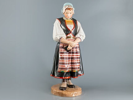 Скульптура Народности России. Финская женщина, арт. 82.93095.00.1