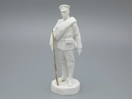 Скульптура Рядовой армейского полка эпохи Николая II, в подарочной упаковке, рисунок Белый бисквит, арт 81.33424.00.1, 