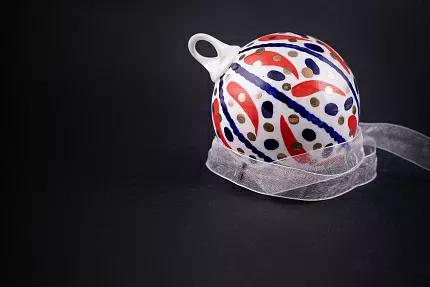 Елочная игрушка Шар, рисунок Праздничное конфетти, арт 60.15216.00.1