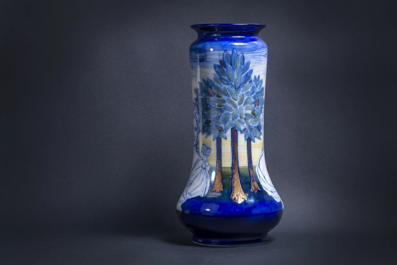 Ваза Летний сад рисунок Весна и лето на форме Альфа рисунок арт. 60.10810.00.1, 