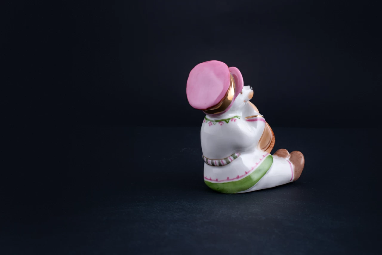 Скульптура Медвежонок с бочонком, рисунок Сластена, арт 62.10195.00.5,  Скульптура Медвежонок с бочонком, рисунок Сластена, арт 62.10195.00.5,